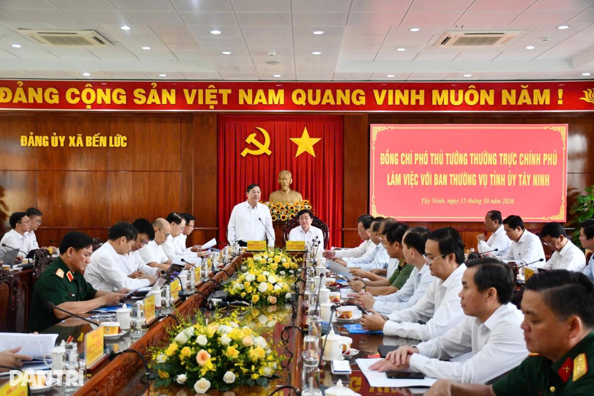 Phó thủ tướng Phạm Gia Túc ủng hộ Tây Ninh phấn đấu lên thành phố trực thuộc Trung ương năm 2028 Phó thủ tướng Phạm Gia Túc ủng hộ Tây Ninh phấn đấu lên thành phố trực thuộc Trung ương năm 2028